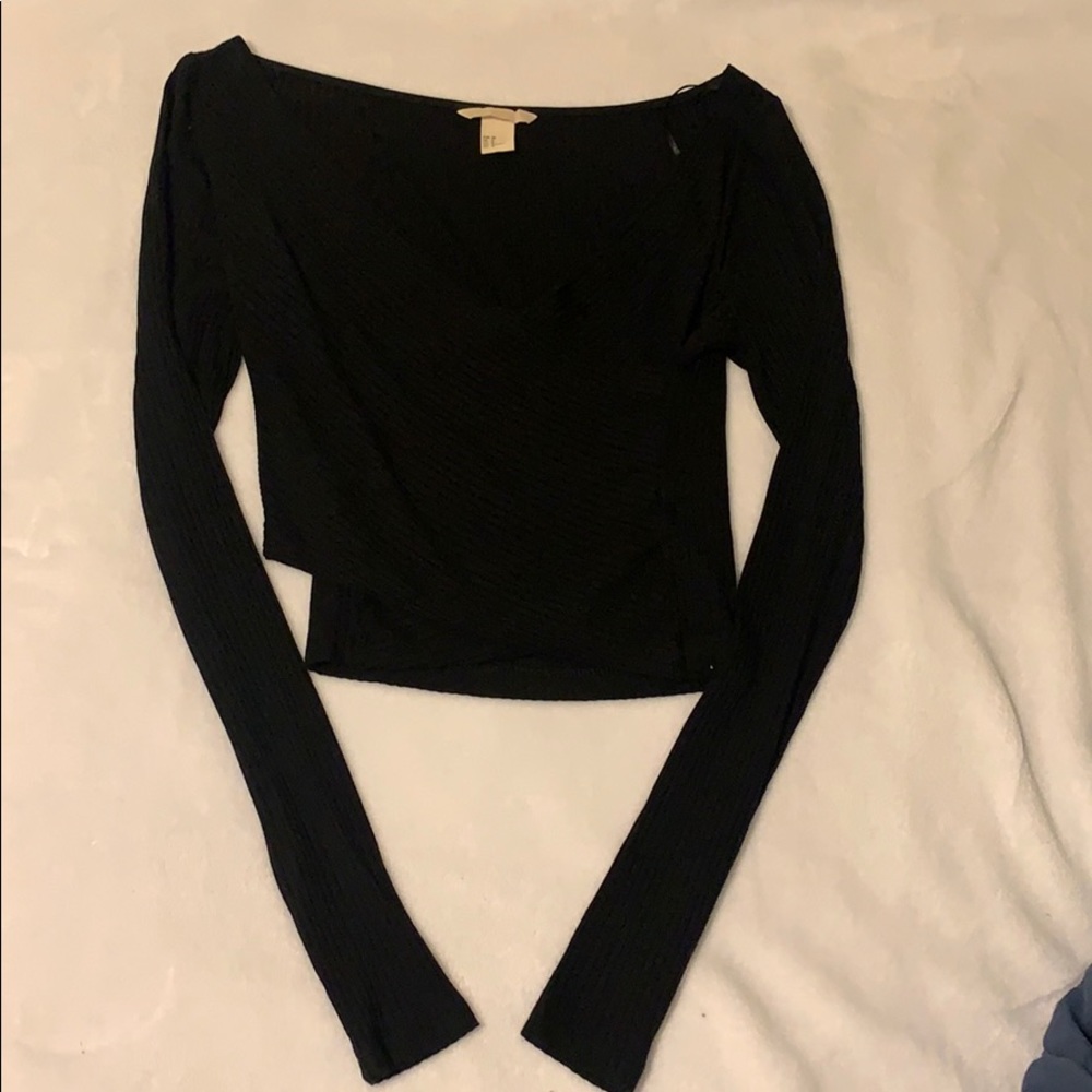 Black sweater crop top